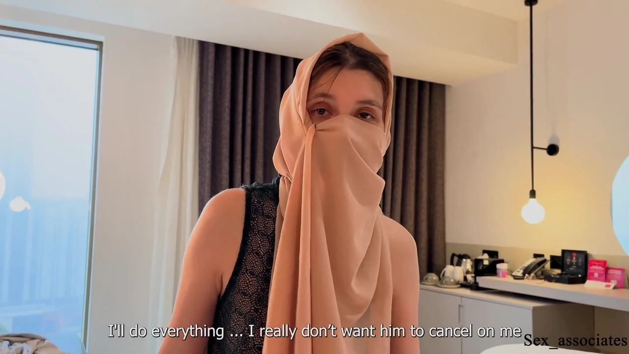 Oh No!!! I Accidentally Fucked My Stepmom In All Holes In A Shared Room