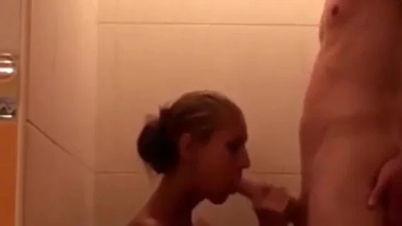 Babe with smoking hot body fucked in the shower - aliceoncam.co.uk