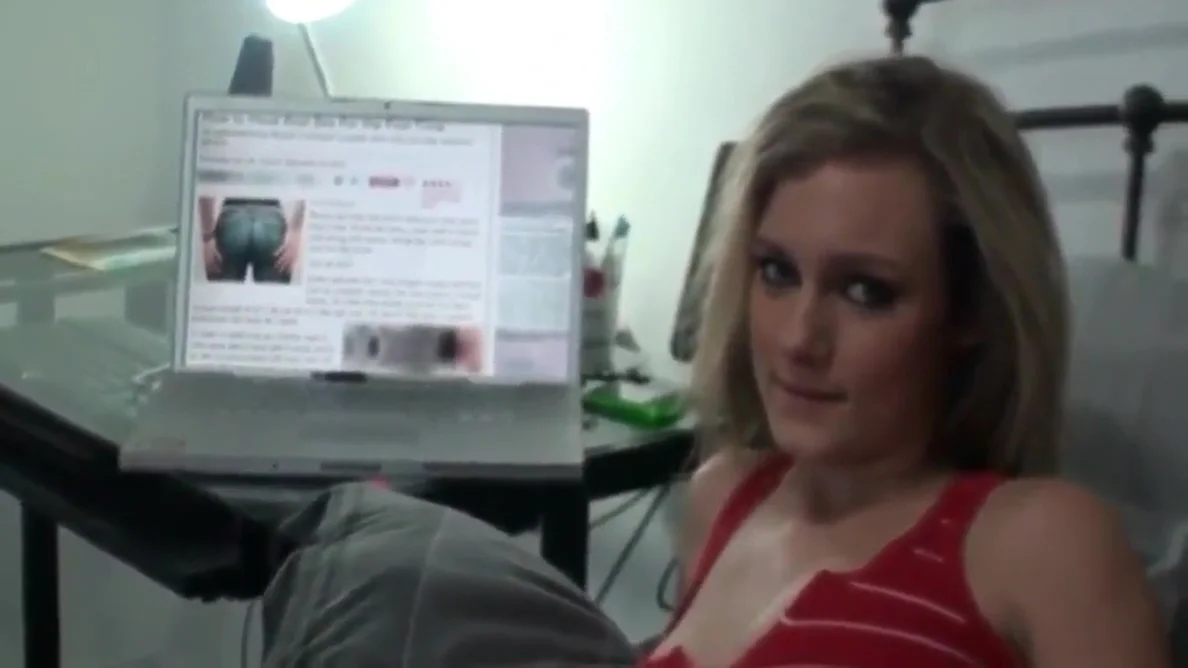 Naive Young Girl Thinks Anal Will Only Hurt A Little Bit