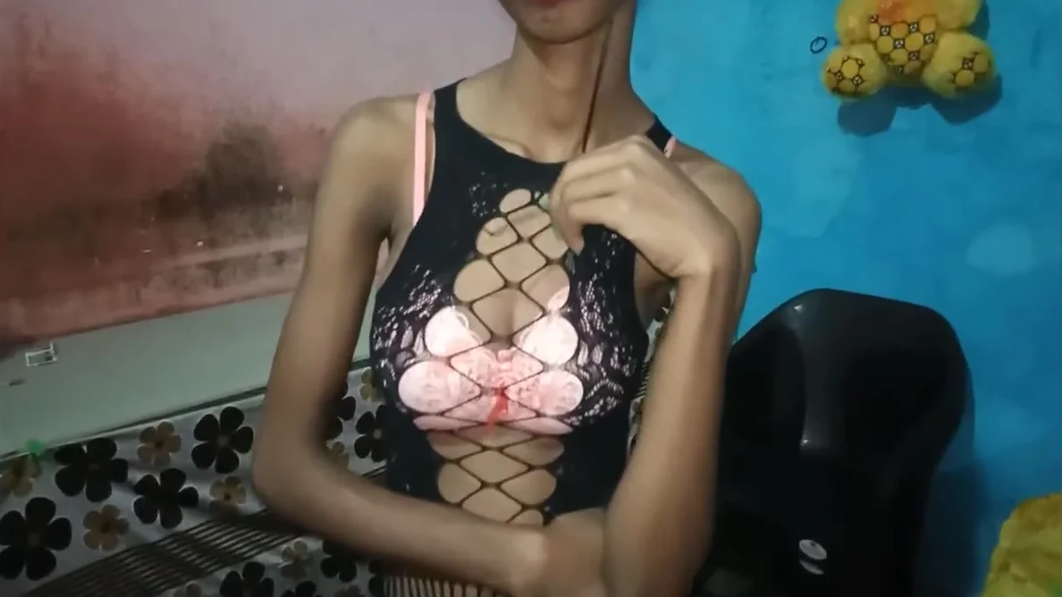 Desi Tina Call Electretion Man And Fuck Me Hard