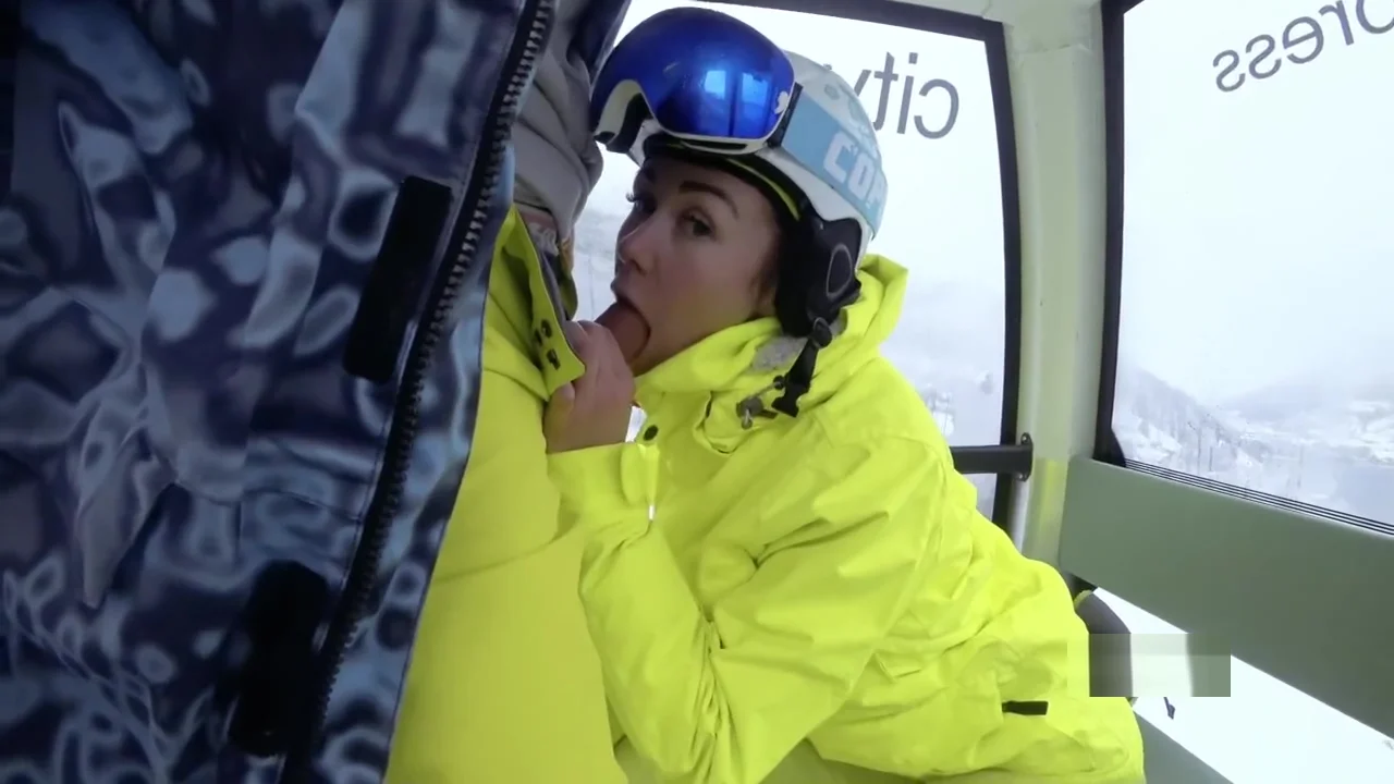 4K Public cumshot on mouth in ski lift 2