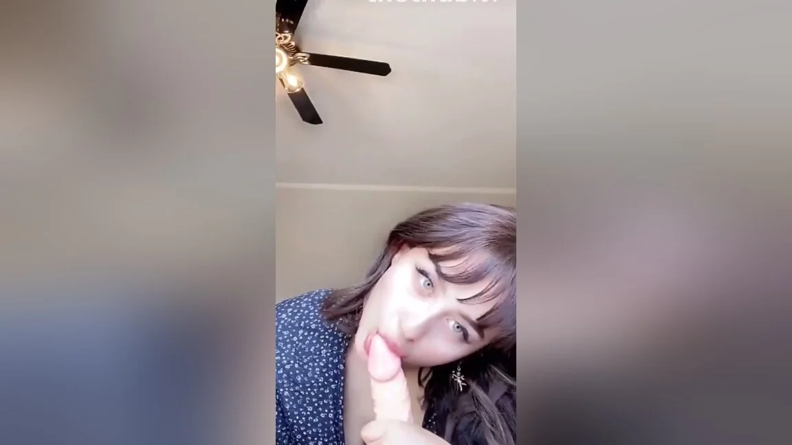 Lav Little Nude Premium Snapchat Dildo Blowjob Video