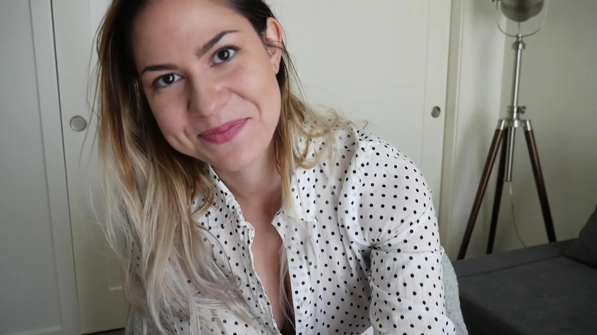 Ashley Alban is drawing you before blowjob